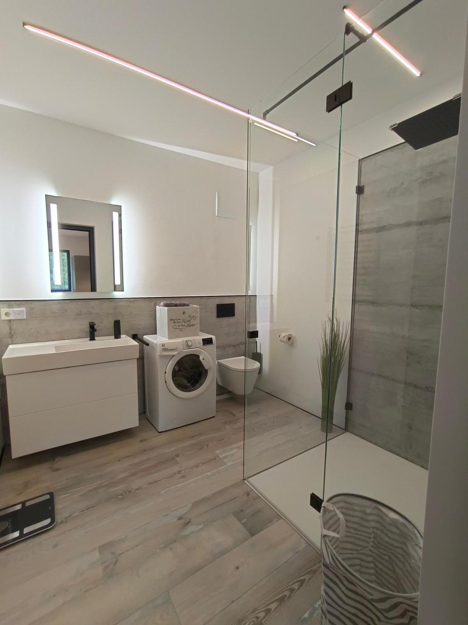 Wohlfuehl-Ferienwohnung "Igelnest" Vorderelsenwang Buitenkant foto